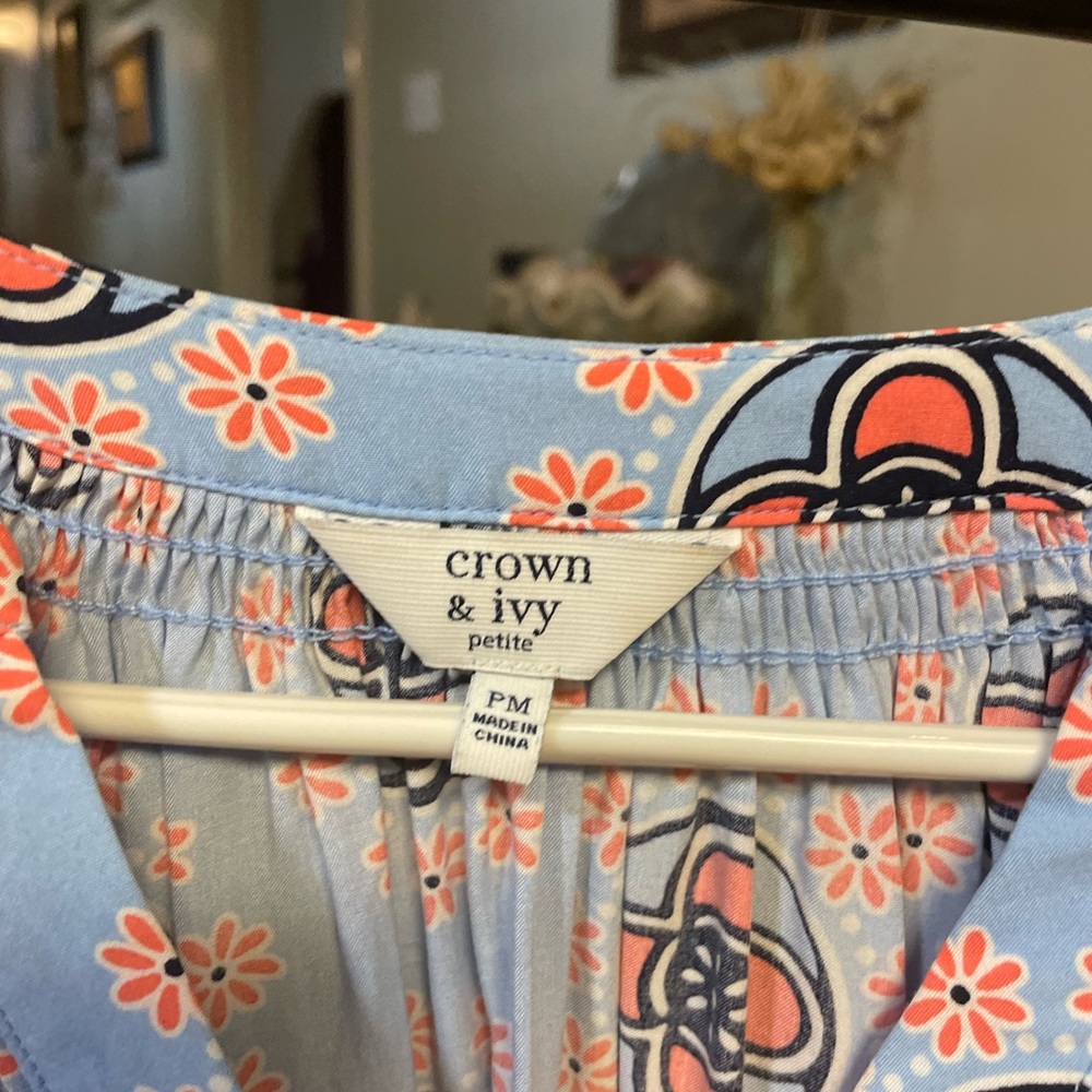 Crown & Ivy - Womens blouse - Picture 2 of 2